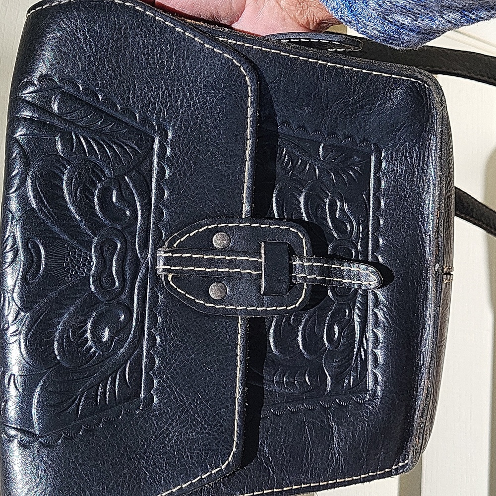 Patricia Nash Black Crossbody - Picture 10 of 12